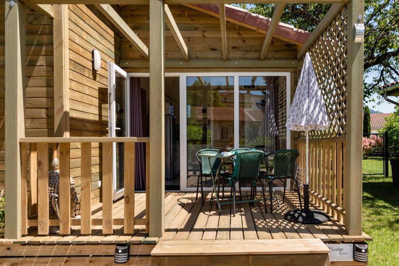Les Minis Homes Du Bugey - Eco-Lodge Nature ,Un Refuge En Hyper Centre Amberieu-en-Bugey Exterior photo
